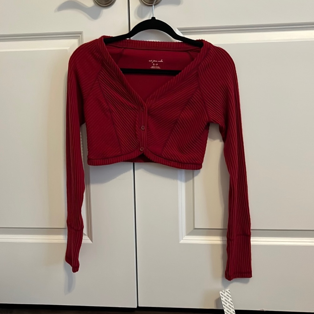 New urban cropped long sleeve.